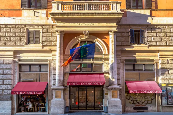 Cosmopolita Rome, Tapestry Collection by Hilton ......