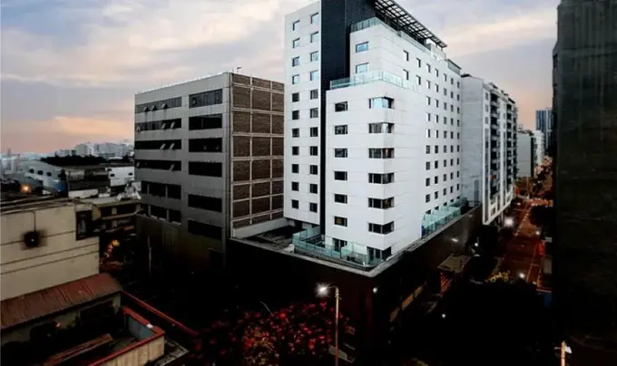 Sonesta Hotel Miraflores ......