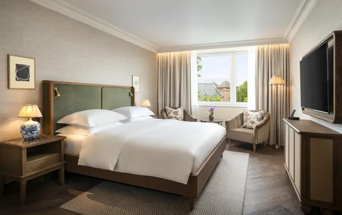Brunfels Hotel ......