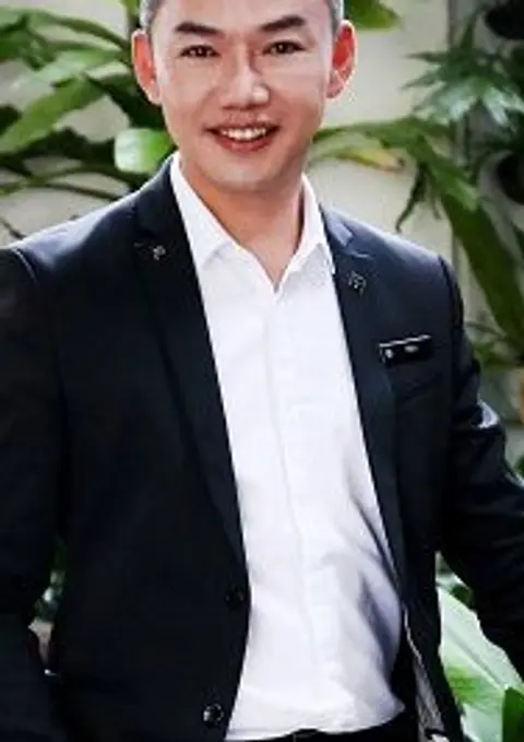 Prarinya Jaroenrat