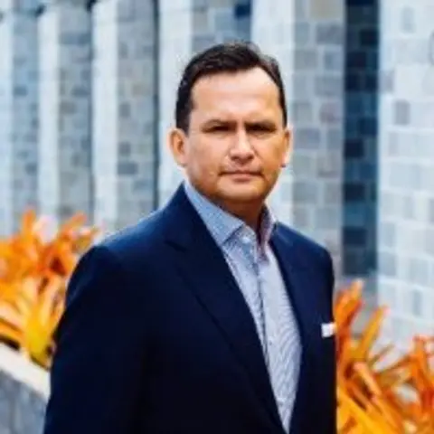 Carlos Salazar