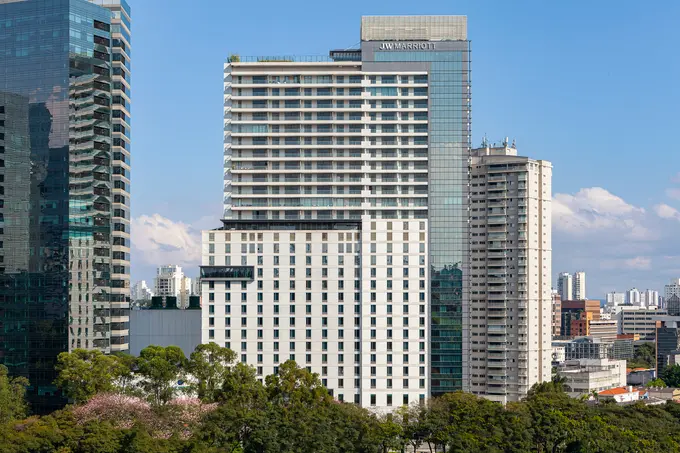 JW Marriott Hotel S ......