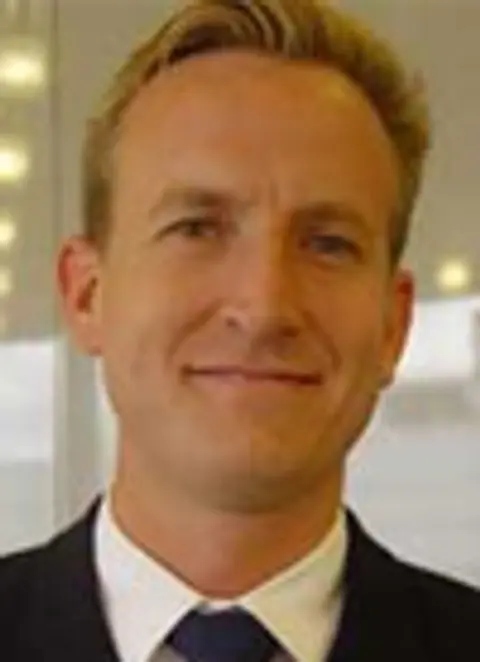 Alexander Schneider
