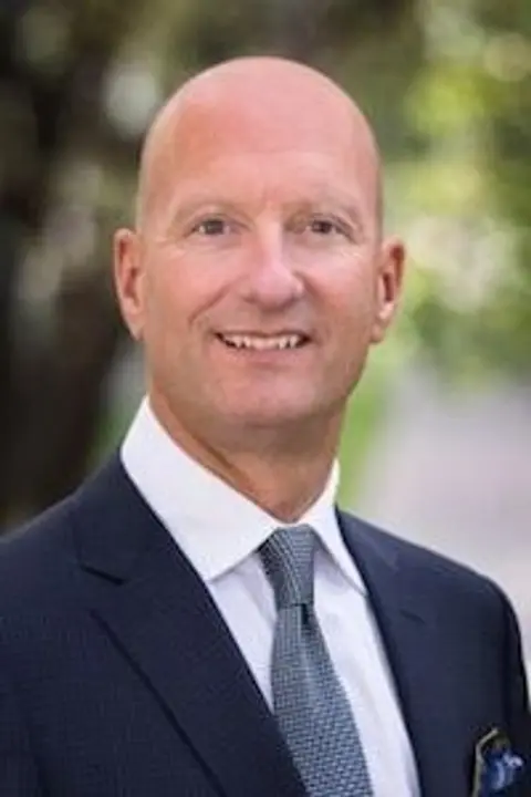 Ian McAuley