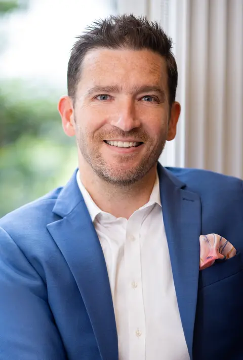 Damien Abrams