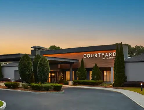Courtyard Windy Hill Exterior