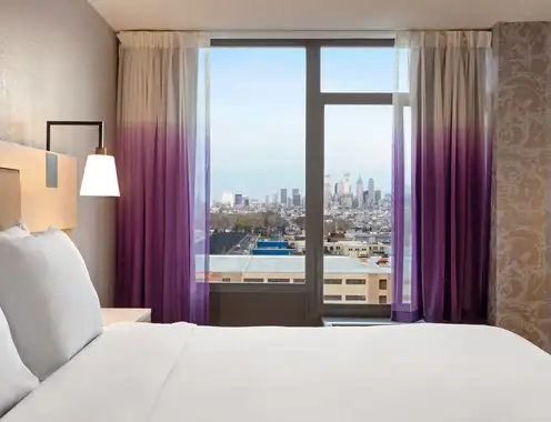 Holiday Inn Philadelphia Arpt-Stadium Area, an IHG Hotel