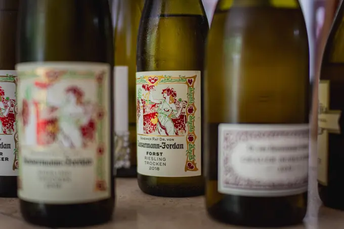 What Can You Tell From A Wine Label? An Expert Explains