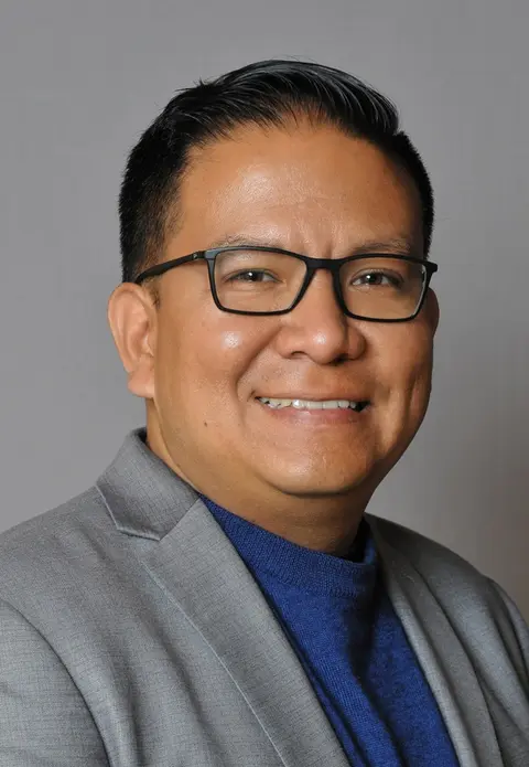 Carlos Yong
