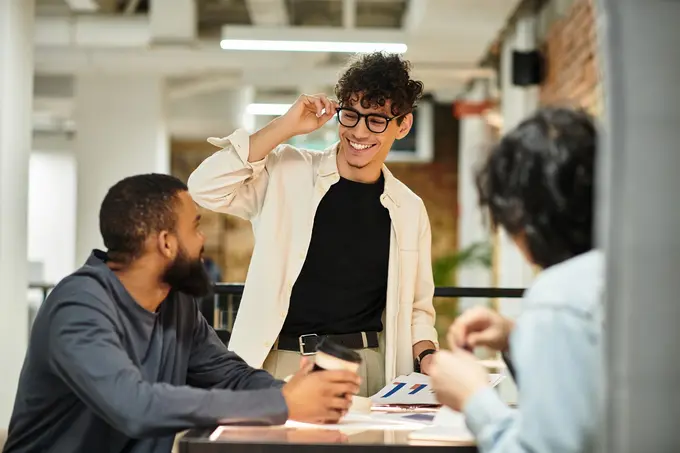 Management-by-Walking-Around (MBWA): Engaging Employees through Informal Workplace Interactions