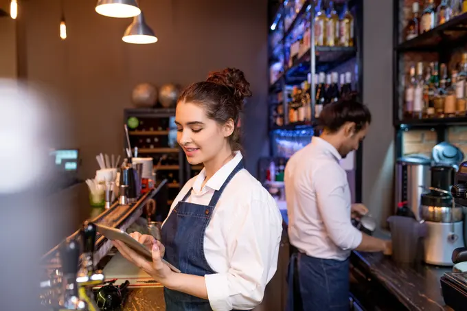 9 Most in-demand soft skills for restaurant management jobs