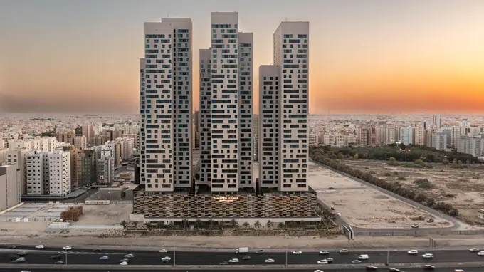 Grand Hyatt Kuwait Residences ......