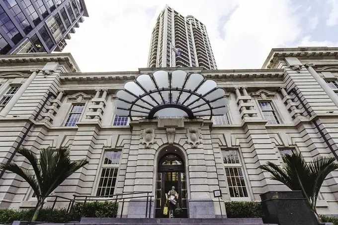 Metropolis Avani Residences ......