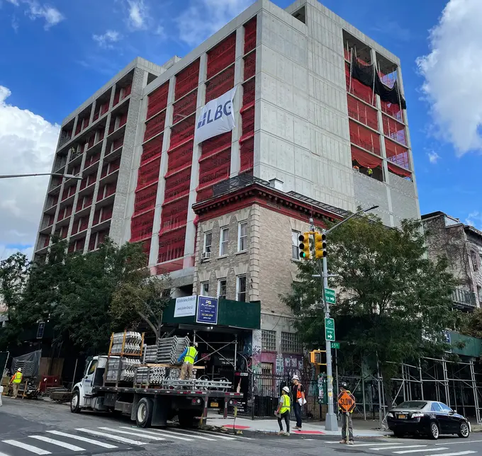 353 Bedford Ave ......