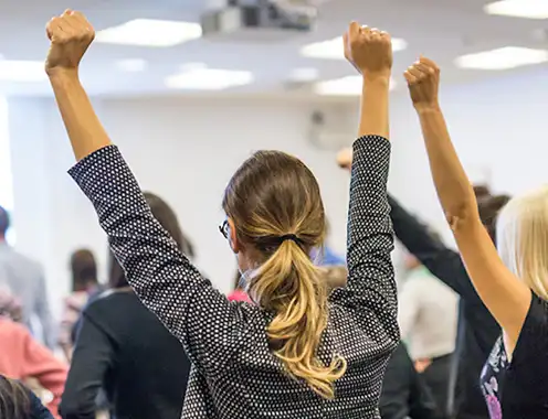 IDeaS Supports Women in Travel THRIVE Organization
