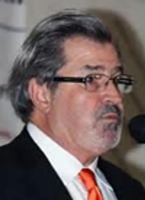 Tony Bowen