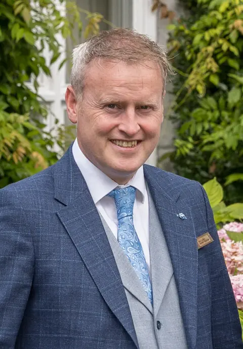 Niall Dunne