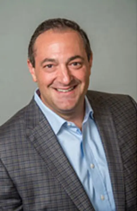 Jonathan Raz