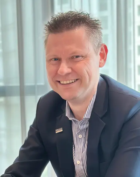 Daniel Burstein