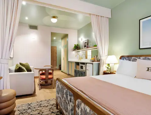 Palihouse Hyde Park Village