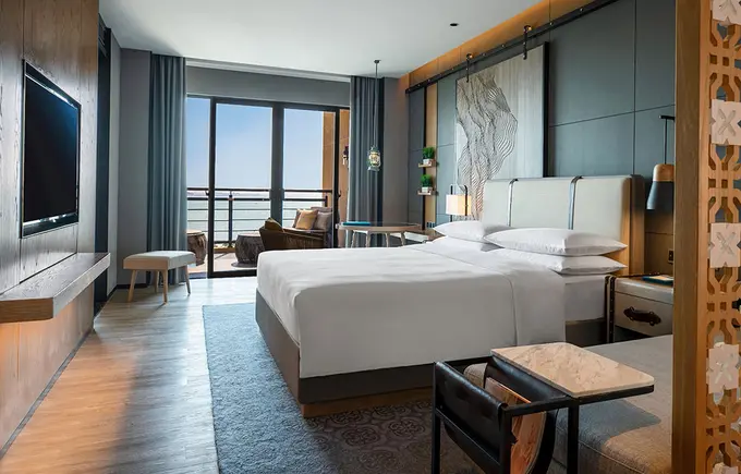 Renaissance Xiamen Resort & Spa ......