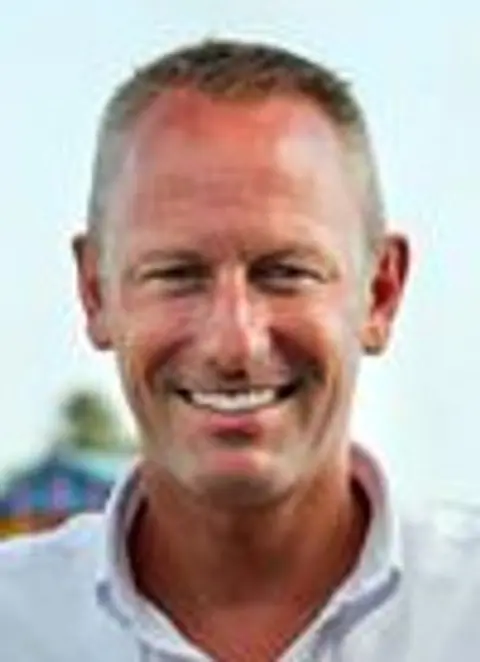 Charles Vos