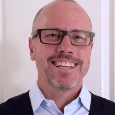 Murray Lowe