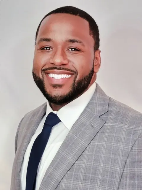 Nickolas Thomas