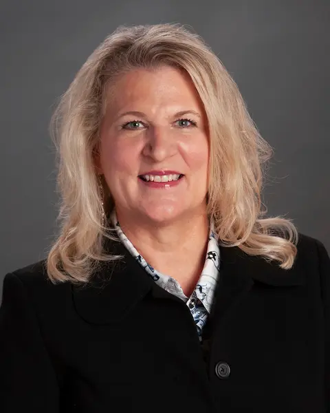 Stephanie Bauer