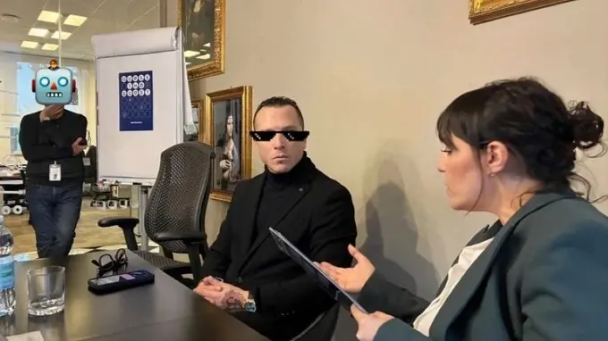 Expedia Guess The Guest: A Conversation on Hospitality, Dead Internet Theory, Artificial Intelligence, and Human Stupidity