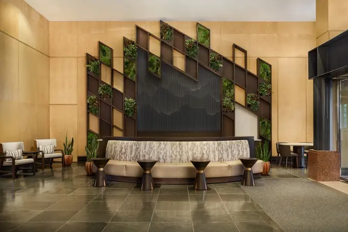 The Westin Denver Downtown ......