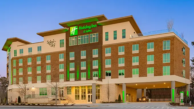 Holiday Inn & Suites Atlanta Perimeter - Dunwoody, an IHG Hotel ......