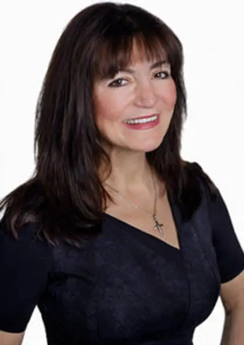 Vera Manoukian