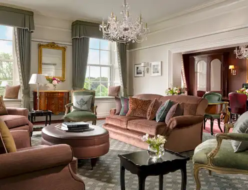 200 Years of Sitting Pretty in Dublin: A Short Walk Through History and Hospitality at The Shelbourne Hotel
