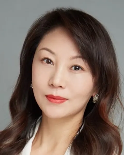 Laura Wang