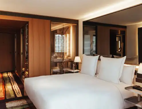 SAX Paris, LXR Hotels & Resorts