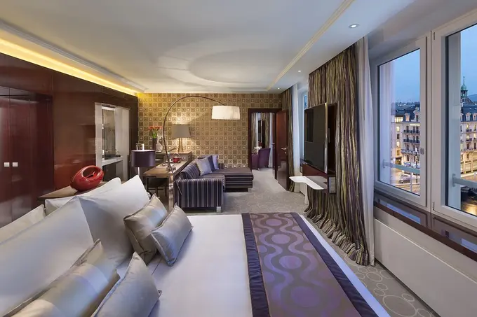 How to Design Your Hotel Suite to Make Your Guests Feel Like Royalty