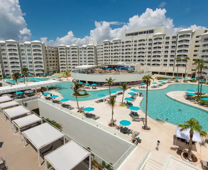 Royal Uno All Inclusive Resort & Spa ......