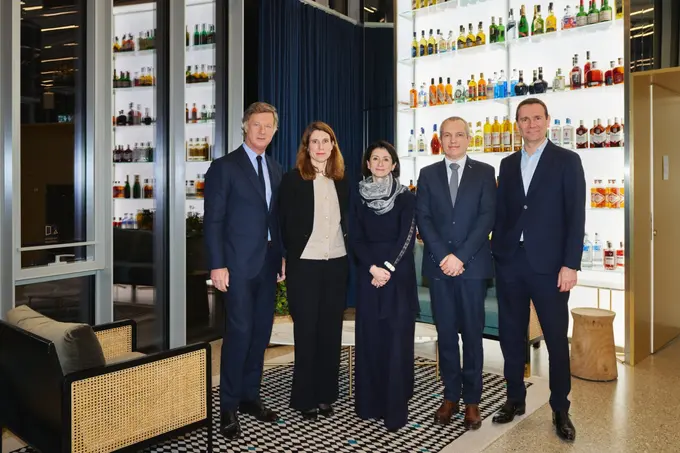 Accor joins the groundbreaking data management technology partnership launched by Pernod Ricard and JCDecaux