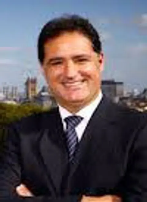 Alvaro Rey