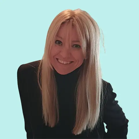 Victoria Knauer- Hansen