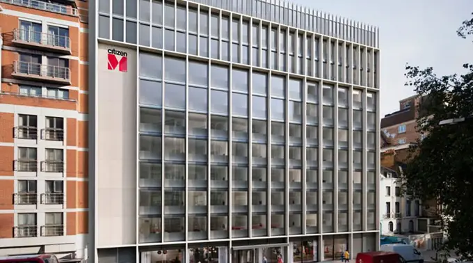 citizenM London Victoria Station ......