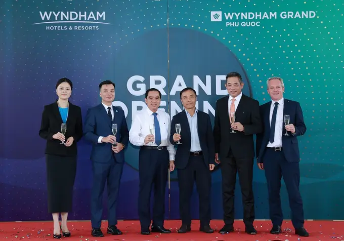 Wyndham Grand and Wyndham Garden Phu Quoc ......