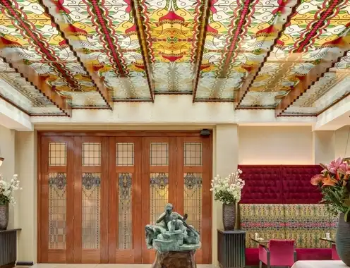 Why the best guest moments aren't in your hotel’s SOP manual