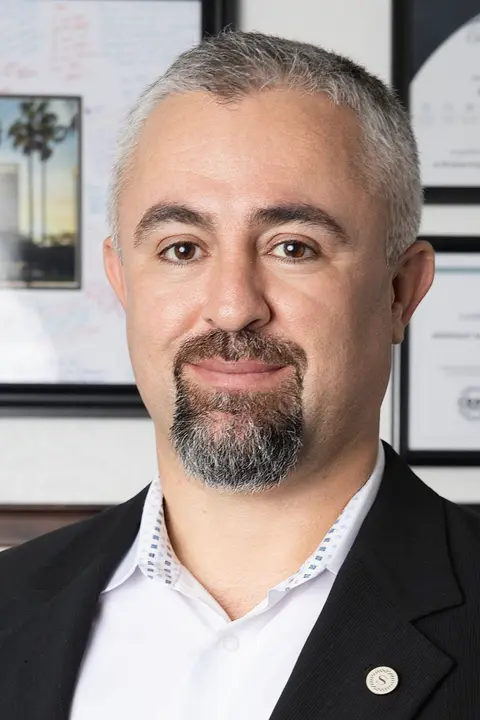 Kenan Gm Bio Picture