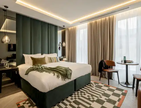 The Wellington Glasgow by Adina