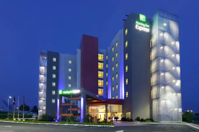 Holiday Inn Express Tuxpan hotel ......