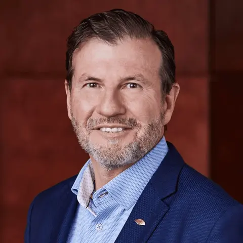 Robert Lowe