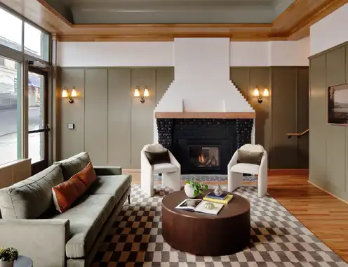 Lightwell Hotel & Spa