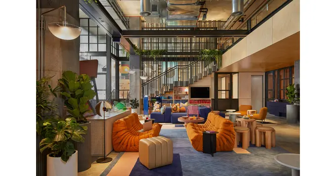 Moxy Sydney Airport ......